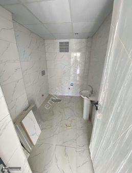 Hm Gayrimenkulden Kayıhan Mah. Cadde Üzeri Satılık Dükkanlar