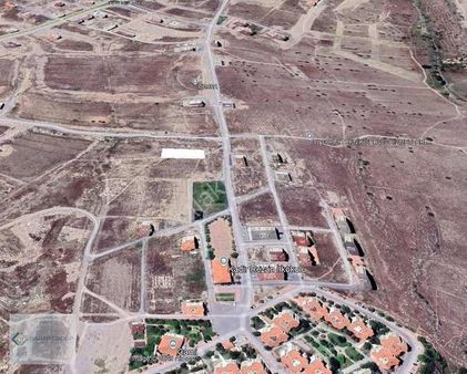 Ort. 10 Daire Getirili Ada İçerisinde Köşe Satılık Konut Parseli