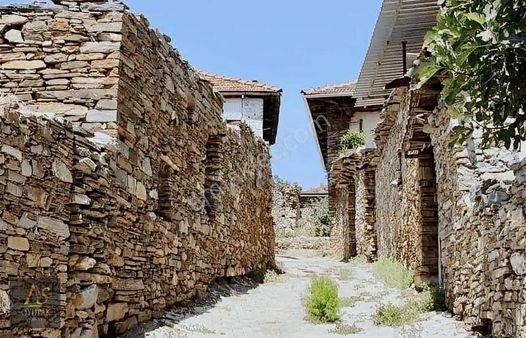 Denizli Çal Çalçakırlar 123 Ada 2 Parsel 75m2 Arsa Köyiçinde