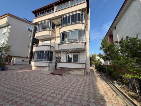 Kale’den Akçayda Kullanışlı 2+1 Ayrı Mutfak Satılık Daire