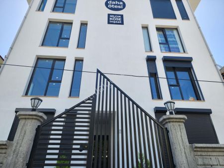 Dalaman Karaçalı'da Asansörlü Bina'da Dubleks 3+1 Daire Satılık