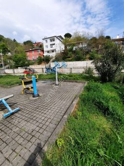 Sarıyer Kocataş Mahallesinde Satılık 3 Katlı Bina