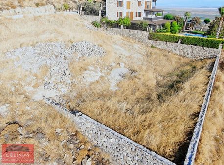 Deniz Manzaralı,villa İmarlı Arsa