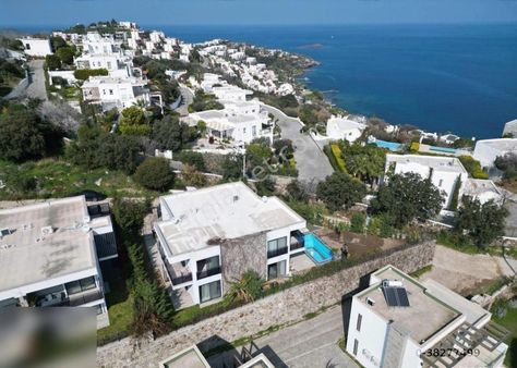 Agr Group'tan Tilkicik'te Sıfır 3+1 Denize Yakın Daire !