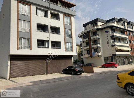 İzmit Alikahyada Arakat Boş 1+1 Satılık Daire Kavanium Yanı