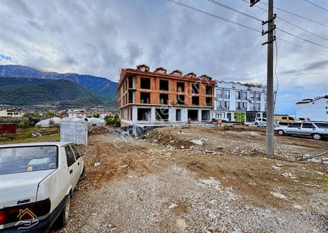 Karlık Gayrimenkulden Çevre Yolunda Satılık 1+1 Daire