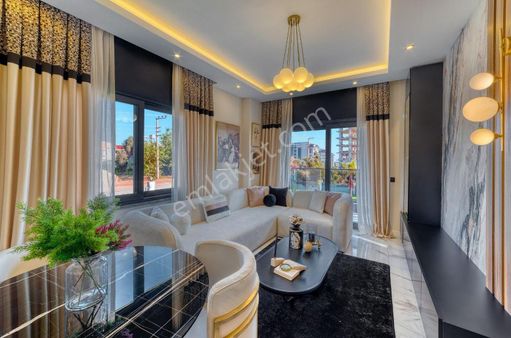 Alanya Avsallar Mah.aktiviteli Full Eşyalı Satılık 1+1 Daire