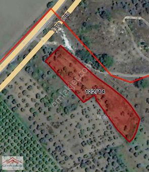 Güven Emlaktan Ana Yol Üzeri 3700 M2 Satılık İncir Bahçesi