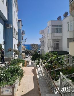 Yapraklıkoyda Eşyalı Dubleks Villa