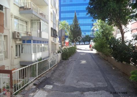 Yatırımın Ve Yaşamanın Ballısı: Üniversite, Park Yanı Satılık Daire