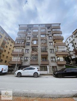 Lizbon Caddesi Paraleli 3+1 135m2 Boş Oturulabilir Fırsat Daire
