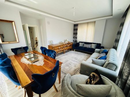 Site İçerisinde Arakat Ayrı Mutfak 2+1 Satılık Daire