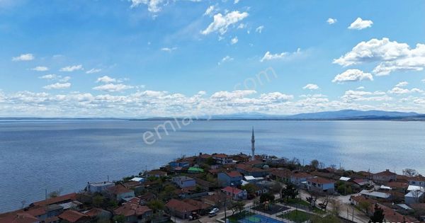Hayallerinizdeki Muhteşem Bahçeli Göl Evi