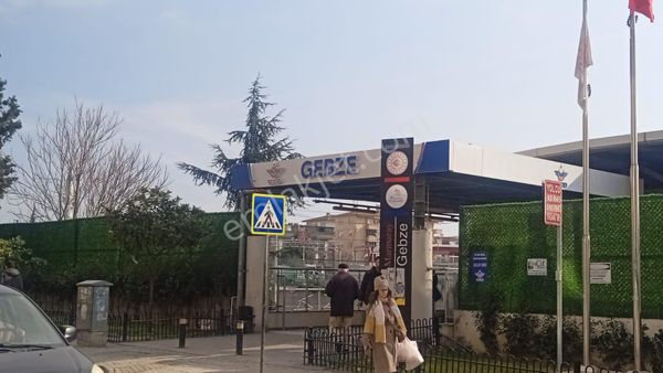Gebze Marmaray Çıkışında Fırsat.7.adet Dükkan