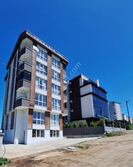 Pelitköy,toplu Konutlara Komşu, Huzur Dolu Yaşam: Konforlu Balkonlu 1+1 Kiralık – Taşınmaya Hazır!