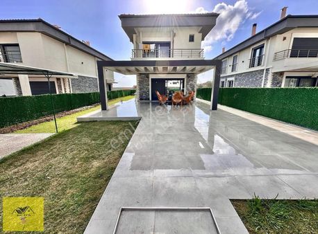 Bayram Tadında Bir Villa!!!