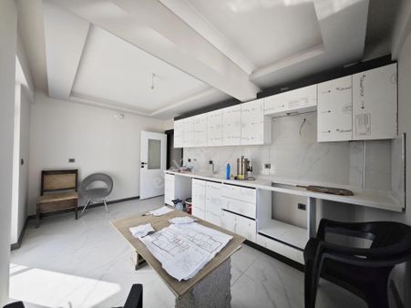 Bostancık Caddesi Yakınında Asansörlü 3+1 Ara Kat Satılık Sıfır Daire !!