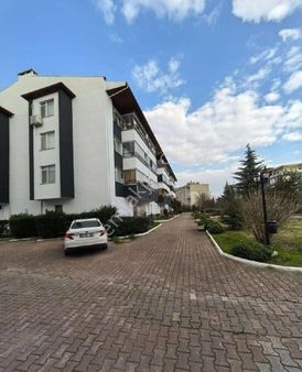 İzmit Orhan Mahallesi Bağçesme Sarpar Sitesinde Satılık 3+1 Daire