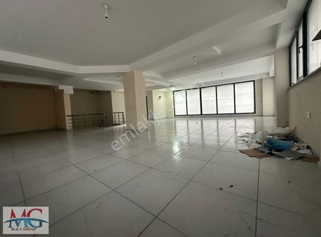 Veliefendi'de Yeni Bina'da 400m2 Satılık Kupon Dükkan