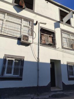 Adana Seyhan Küçük Dikili Koza Mahallesinde Ana Yola Yakın 3 Katlı Müstakil Ev