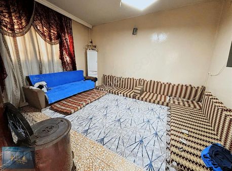 Liva Gayrimenkulden Şehir Merkezinde Satılık Avlulu Kargir Ev