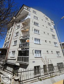 Demirland'dan Satılık Cumhuriyet Mahallesinde 5+1 Dubleks Daire