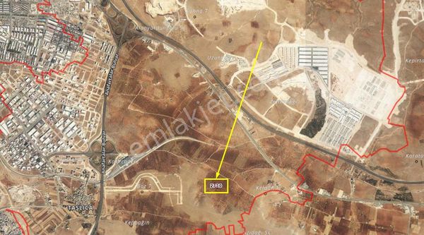 Arevar'dan Satılık Verimli Fıstıklı Arazi