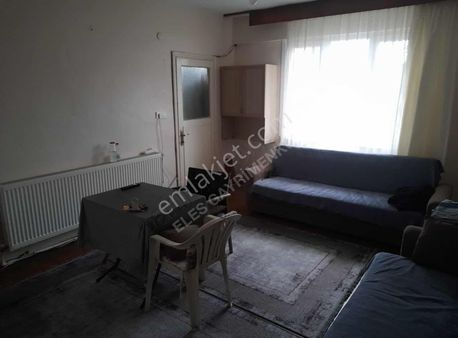 Satılık Yeni Mahallede 1+1 Bahçe Katı