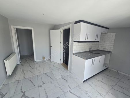 Yörük Emlaktan Yıldırım Mah. 3+1 Dubleks Cadde Üzerinde