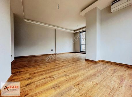 Çengelköyde Butik Site İçinde 3+1 /130 M2 Geniş Arakat Daire