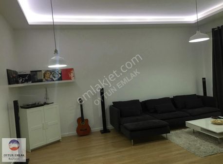 İstanbul Sarayları'nda Temiz 2+1 Müstakil Bahçeli Satılık Daire