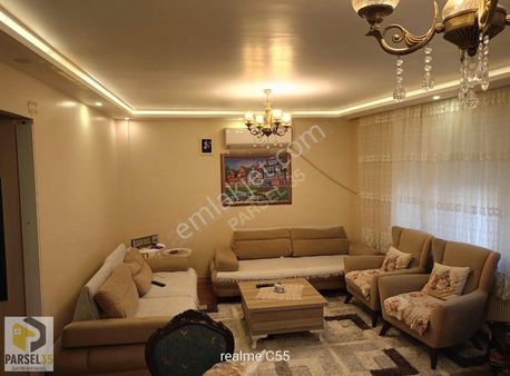 Alsancak Mahmut Esat Bozkurt'ta Merkezi 3.ncü Kat Ve Çatı