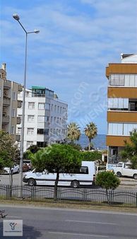 Yalı Gayrimenkul | Ömürevleri Anayola Cephe Kiralık 3+1 Daire