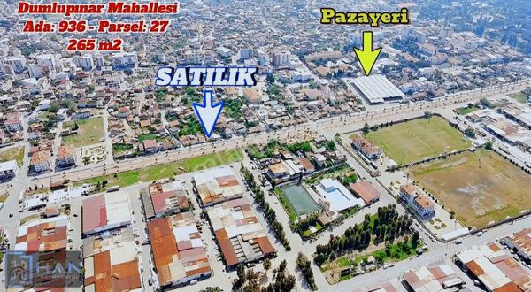 Cadde Üzerinde Satılık 265 M2 Müstakil Ev