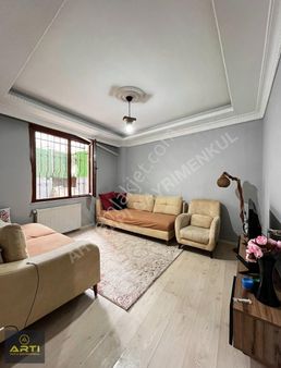 Metro Projesi Ve Meydana Yakın Satılık Bahçeli 2+1 Daire