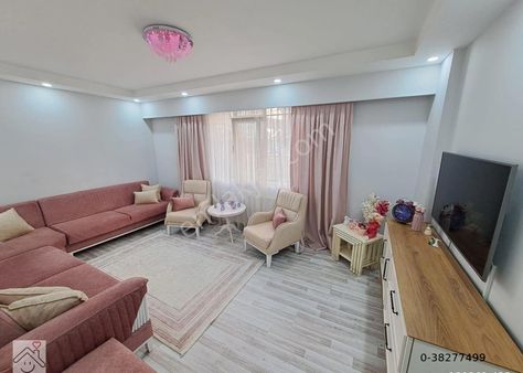 Avcılar Bölgesinin En Merkezi Yerinde Sıfır Geniş Bahçe Kullanımlı Düz Giriş Uygun Fiyatlı Daire