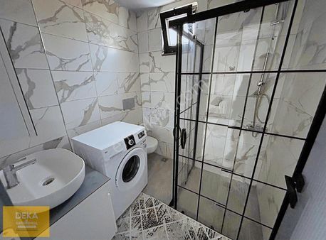 Deka Gayrimenkul'den Körfez'de Deniz Manzaralı Eşyalı Sıfır 1+1