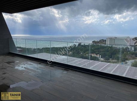 Kuşadası Değirmendere Mh Vista Marin Ön Cephe Sıfır 3+1 Daire