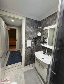 Hendek Hanedan Konutları'nda 5+1 Satılık Lüks Daire