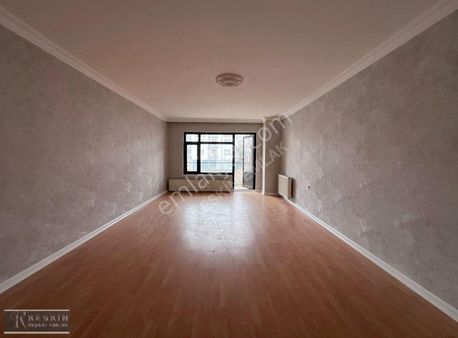 Keçiören Bağlum Bulvar Üzeri 4+1 Asansörlü 2.kat Satılık Daire