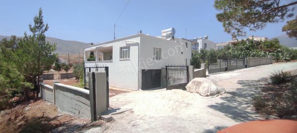 Mersin Silifke-yeşilovacık Bahçeli Müstakil Ev...
