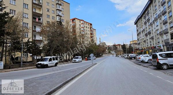 Talas Bahçeli Evler Cadde Üzeri Tranvay Yanı Acil Satılık