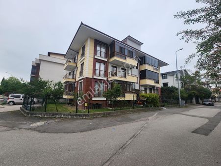 Serdivan Köprübaşı Mahallesinde Mükemmel Fırsat 3+1 Lüks Daire