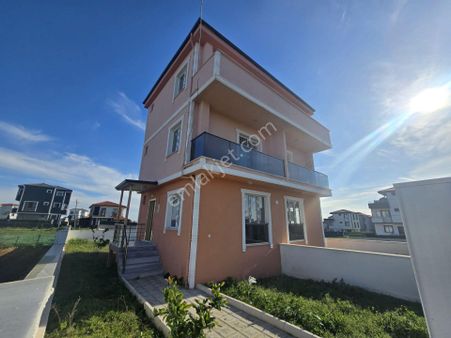 ⫷█ Kd Grup █⫸ Geniş Bahçeli Teraslı 4+1 Havuz Yapımına Uygun