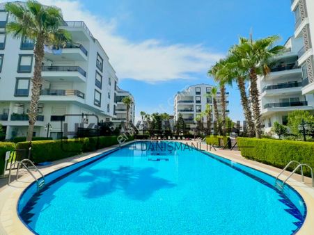 Uncalı Konaklar Bölgesinde Lüks Sitede 5+1 Satılık Dubleks Daire En/ru!!