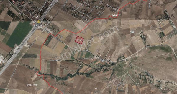 Rıza Acar'dan Kahramankazan Güvenç Köyünde 1.243 M2