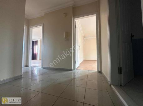 Ata 2 Sitesinde İyi Konumda - Ferah Trıplex Bahçeli Villa