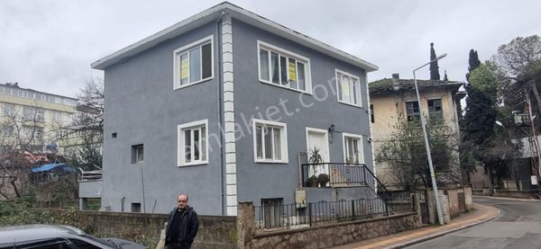 Korkmaz Emlaktan Bafra Büyük Camide Müstakil Bahçeli Bina