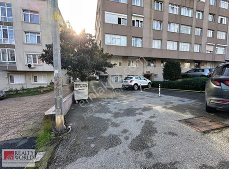 Rumeli Hisarüstü'nde Satılık 110m2 3+1 Arakat Daire