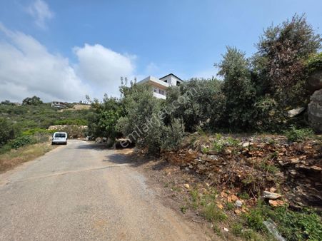 Erdemli Kocahasanlı Da Satılık 3 Katlı Müstakil Ev